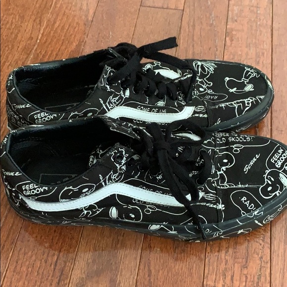snoopy sneakers vans